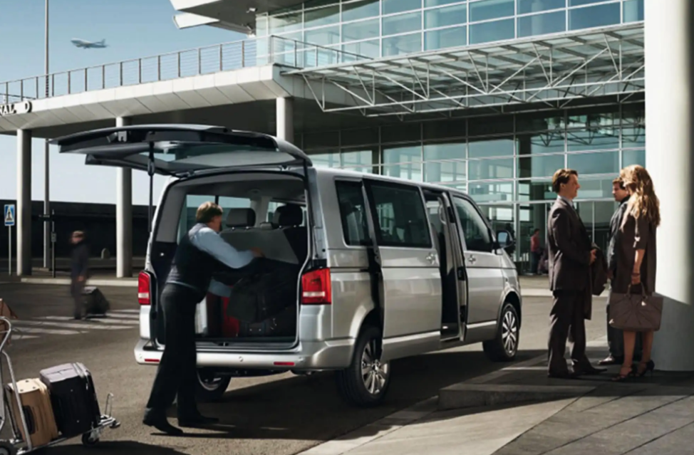 airport transfer in Gold Coast
