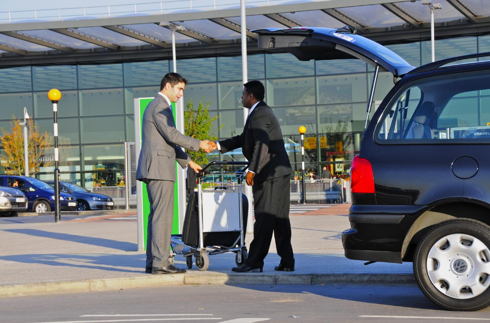 airport transfer in Gold Coast
