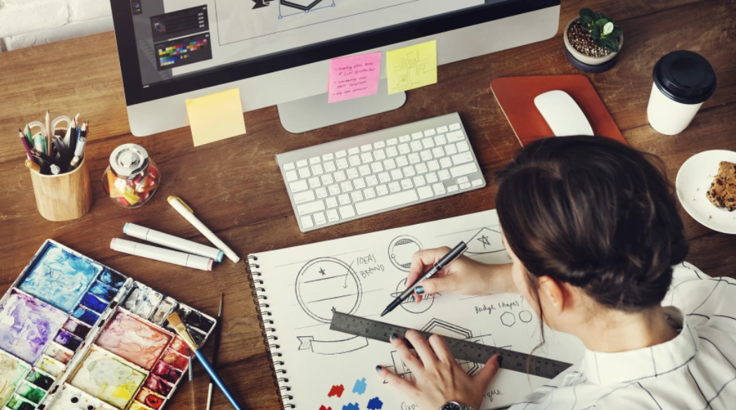 graphic designer on the Gold Coast