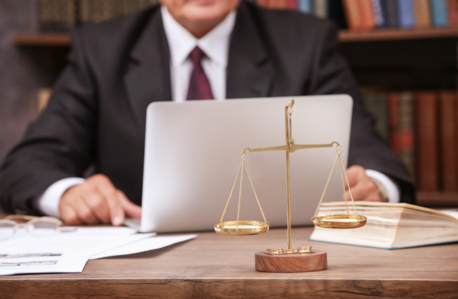 business lawyer in Gold Coast
